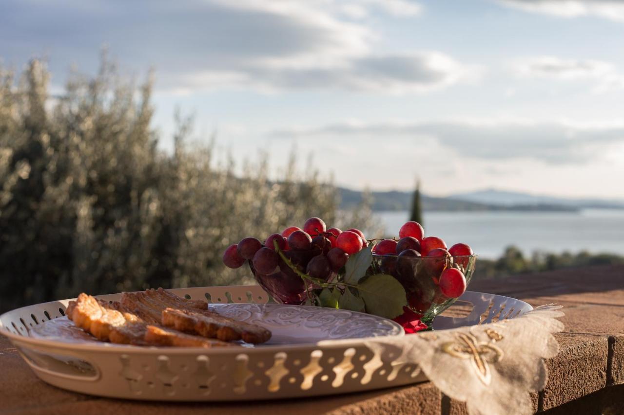 Villa dei Tramonti Passignano sul Trasimeno Esterno foto