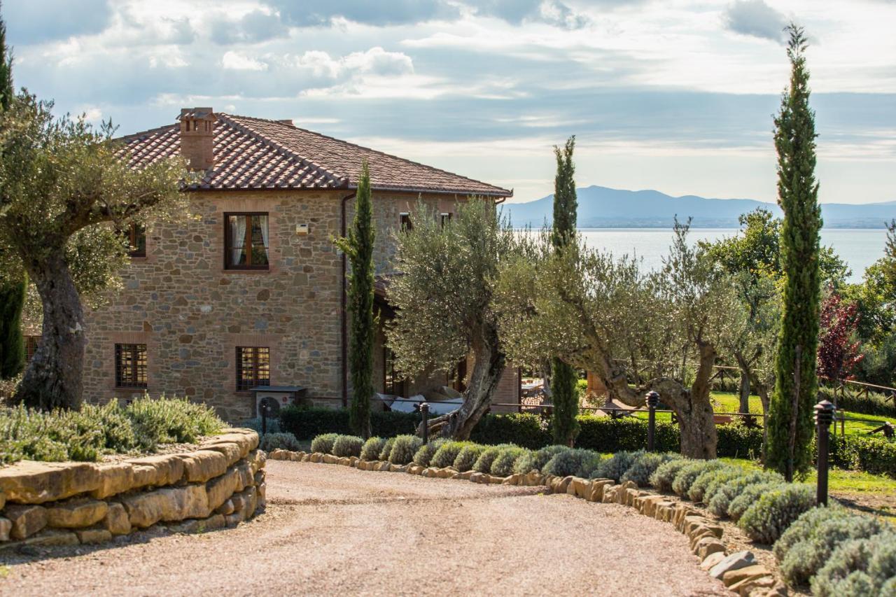 Villa dei Tramonti Passignano sul Trasimeno Esterno foto